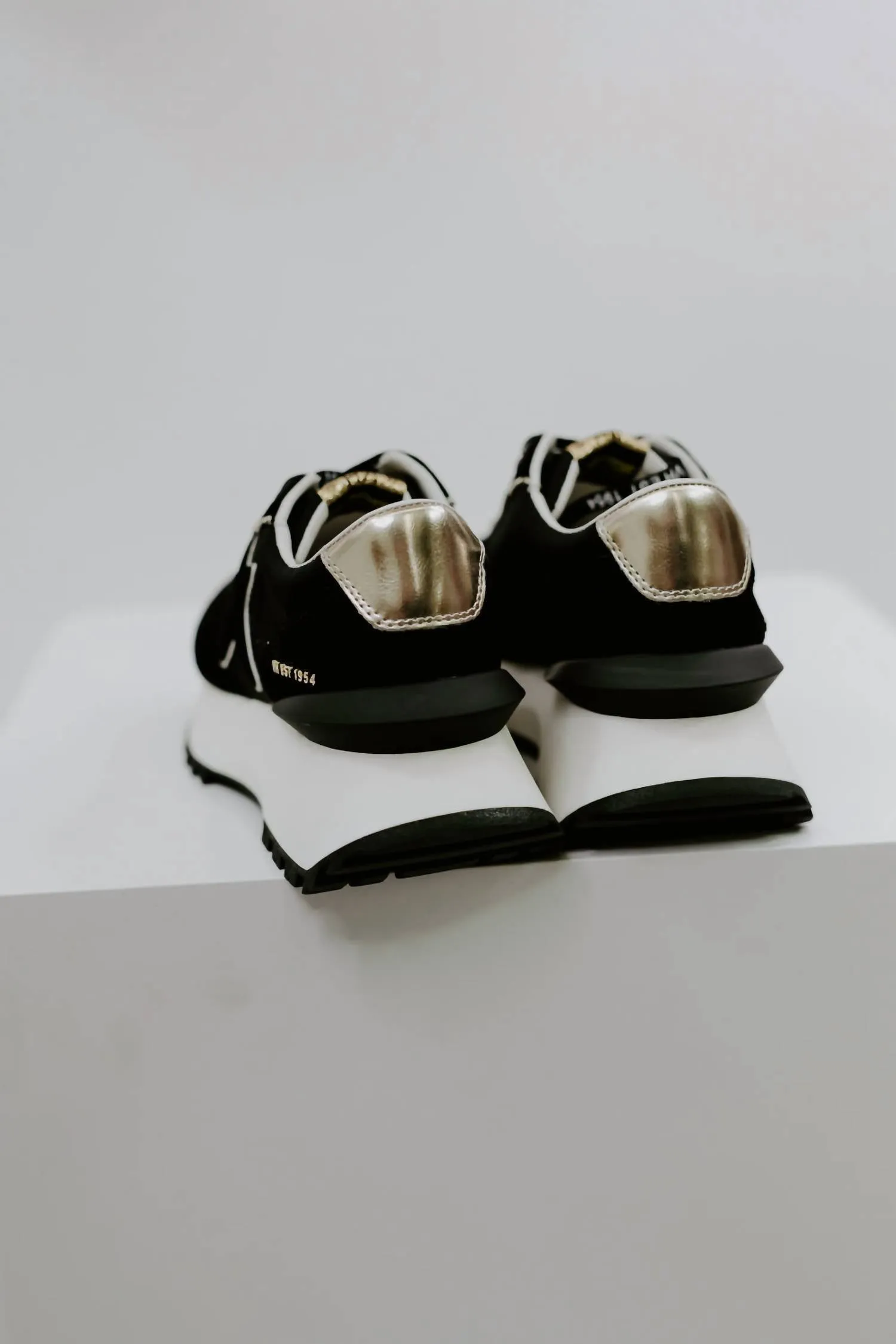 Major Sneaker In Black Multi