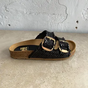 Nü x Neo Nira Black Shoes_Neo